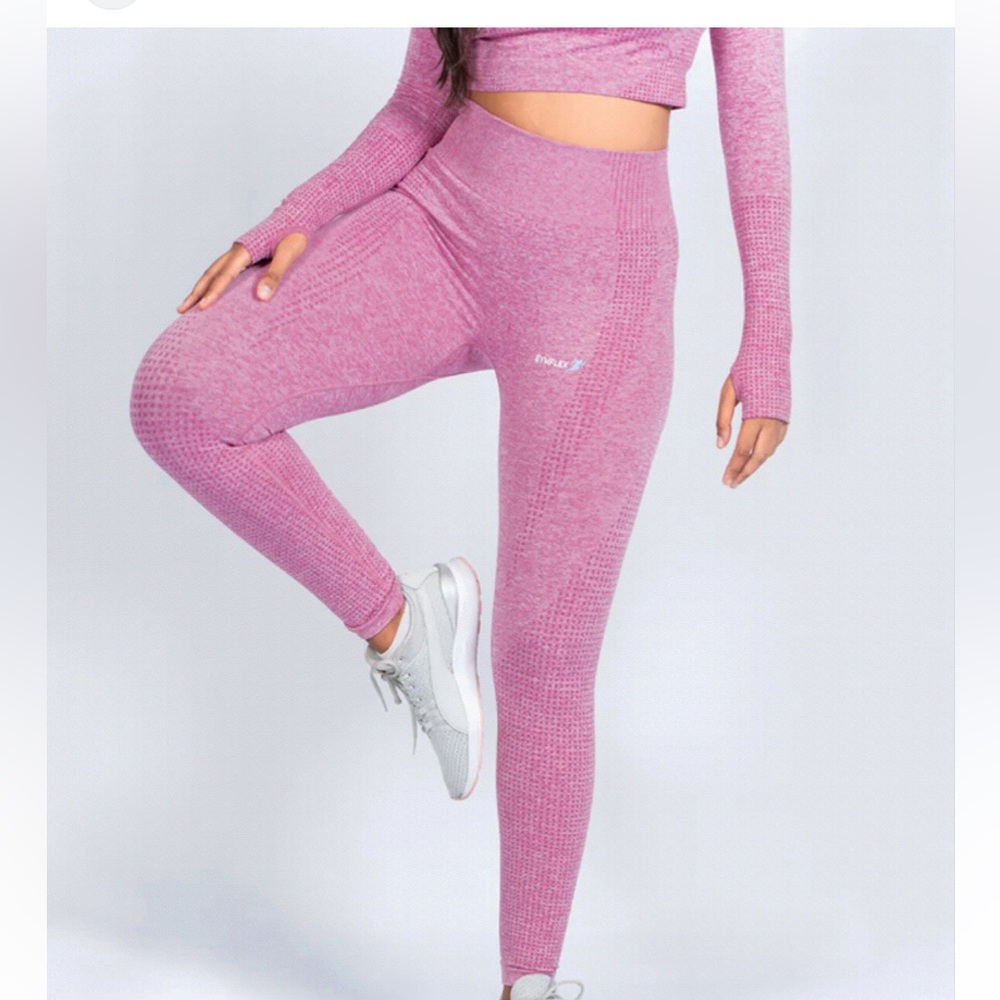 Pink Seamless leggings